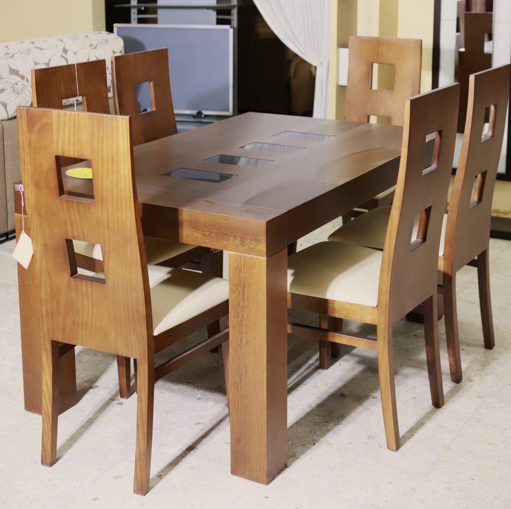 mesa madera 6 sillas skay roble agujeros cuadrados